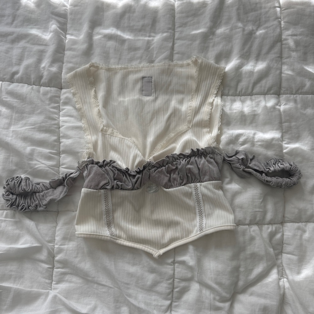 White and Gray Ribbed Top